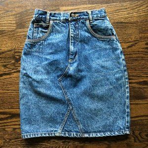 RIO Denim High Waisted Pencil Skirt - Size 5